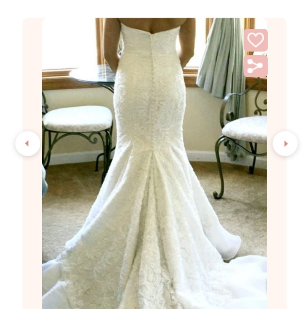 Galina signature swg400 size 16 mermaid/trumpet wedding dress